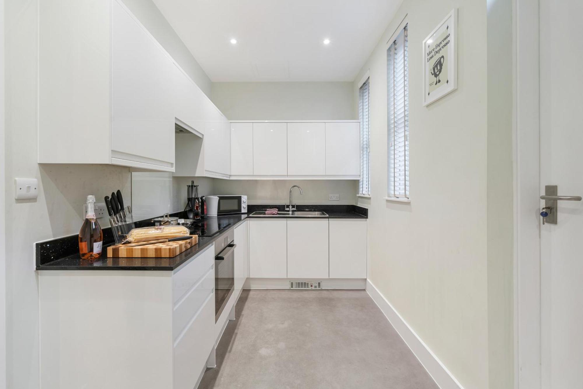 Chic 2 Bed Maisonette In Mayfair 32A London Eksteriør bilde